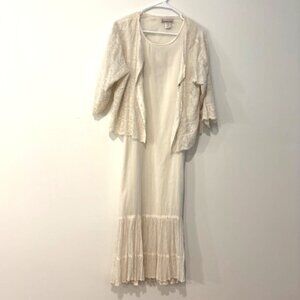 Karavan Vintage Long Ivory Sleeveless Dress with Embroidered Button-Down Top